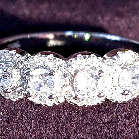 Nwot sterling silver with lab created diamonds!  Eternity ring size 7⭐️ - Picture 3 of 7
